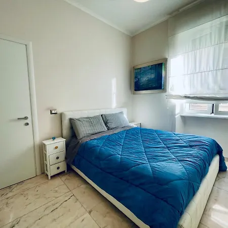 Miss Giulia Prime Location Flat In Апартаменты